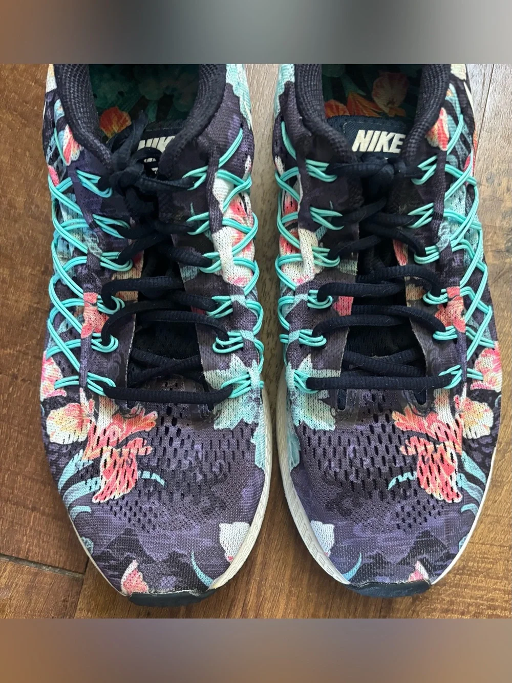 Nike Zoom Pegasus 32 “photosynthesis”men’s run athletic shoes Sz 10.5 or 10 1/2